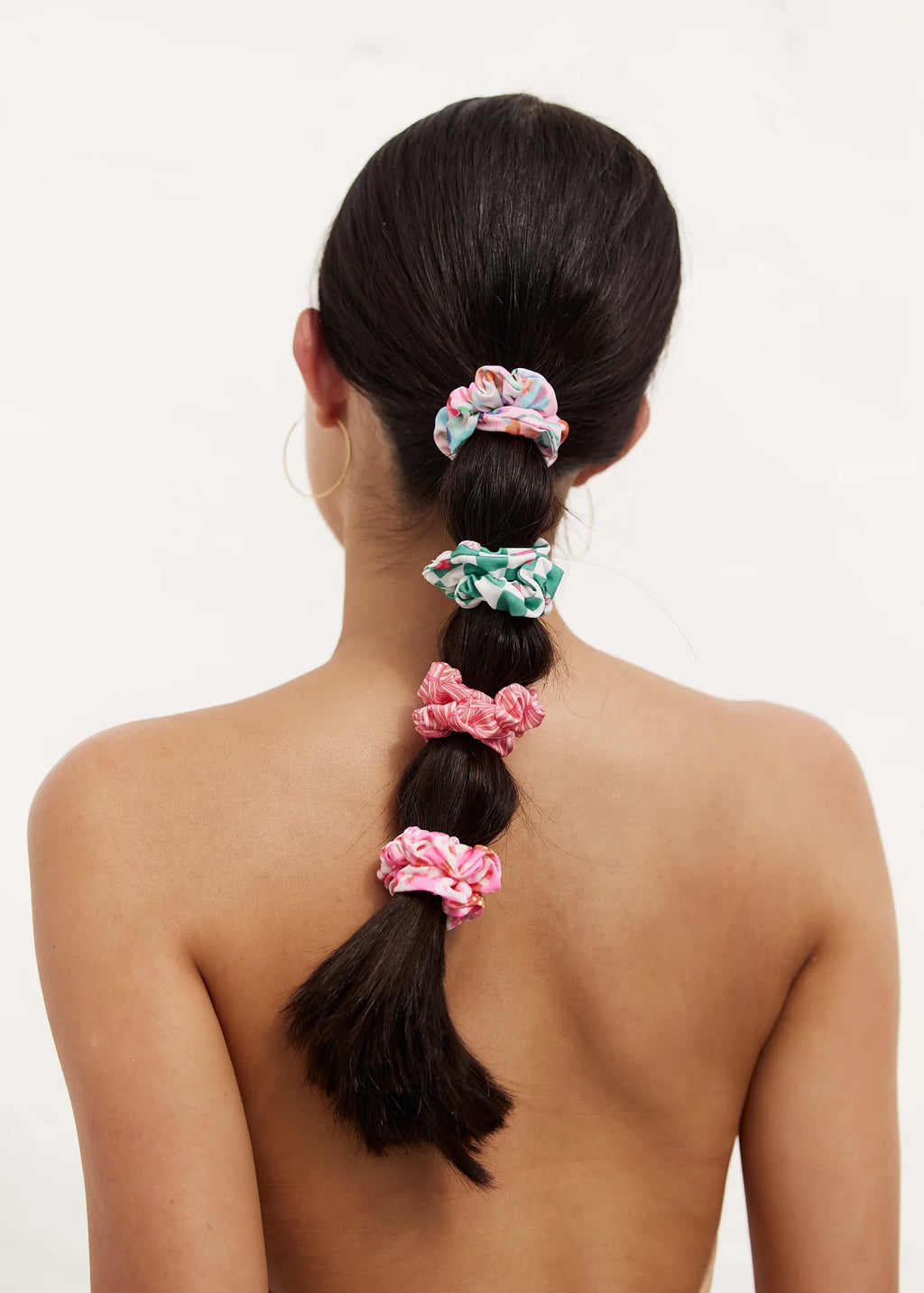 PINK/GREEN SCRUNCHIES SET OF FOUR