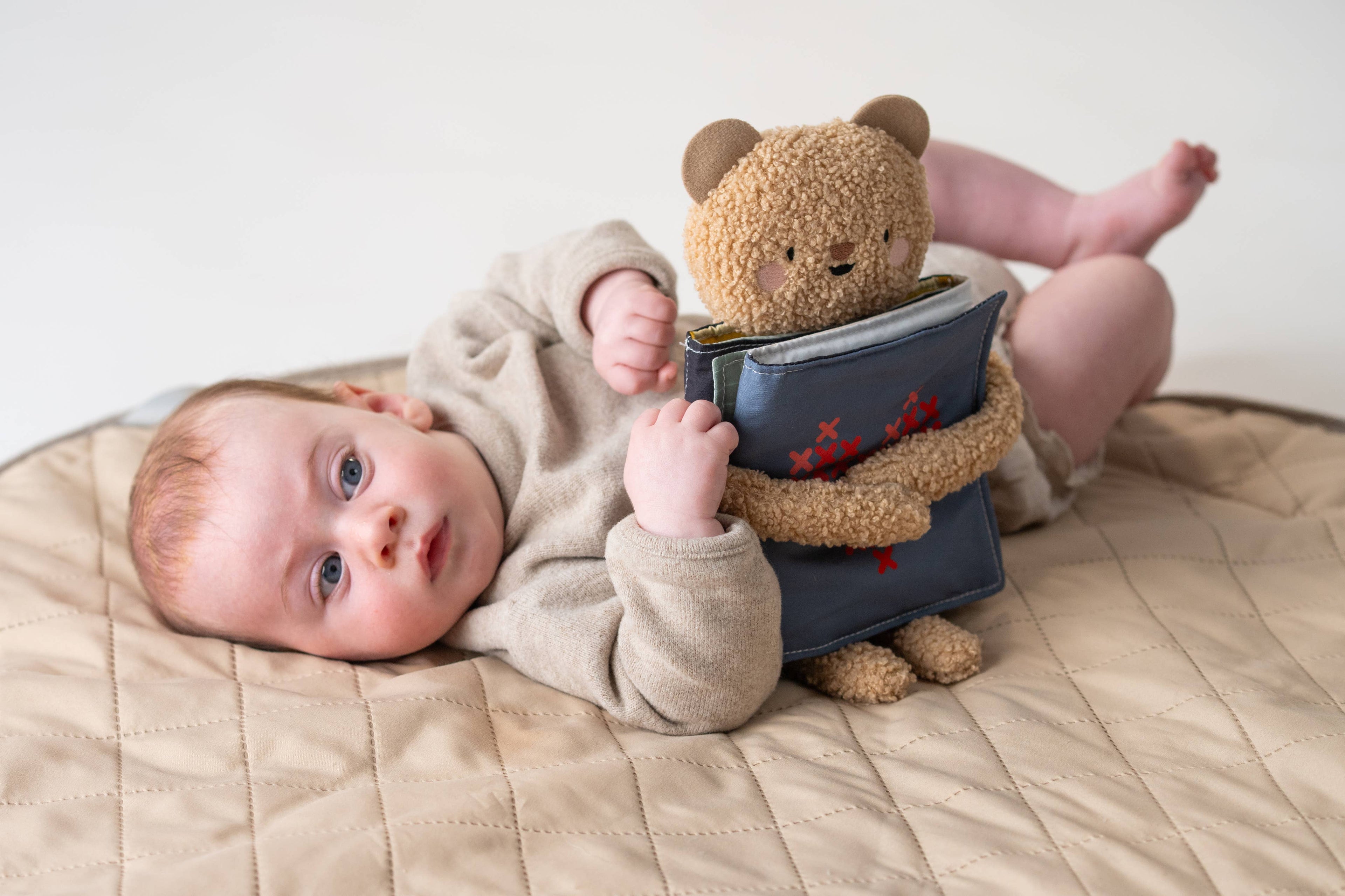 Playette - Taf Toys Snuggle Bear Book