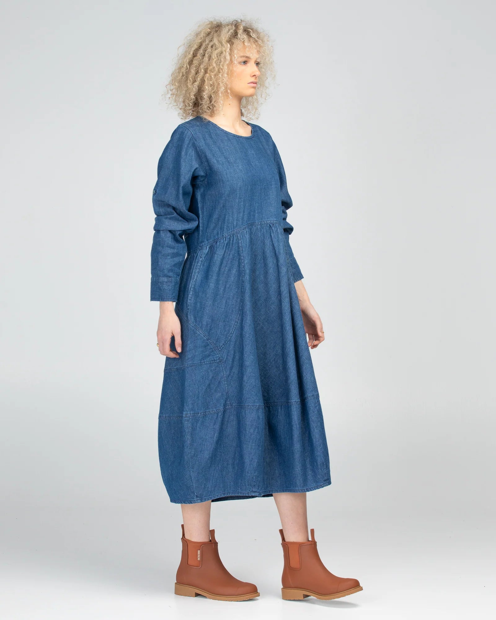 BOOM SHANKAR GURU DRESS - MID WASH DENIM