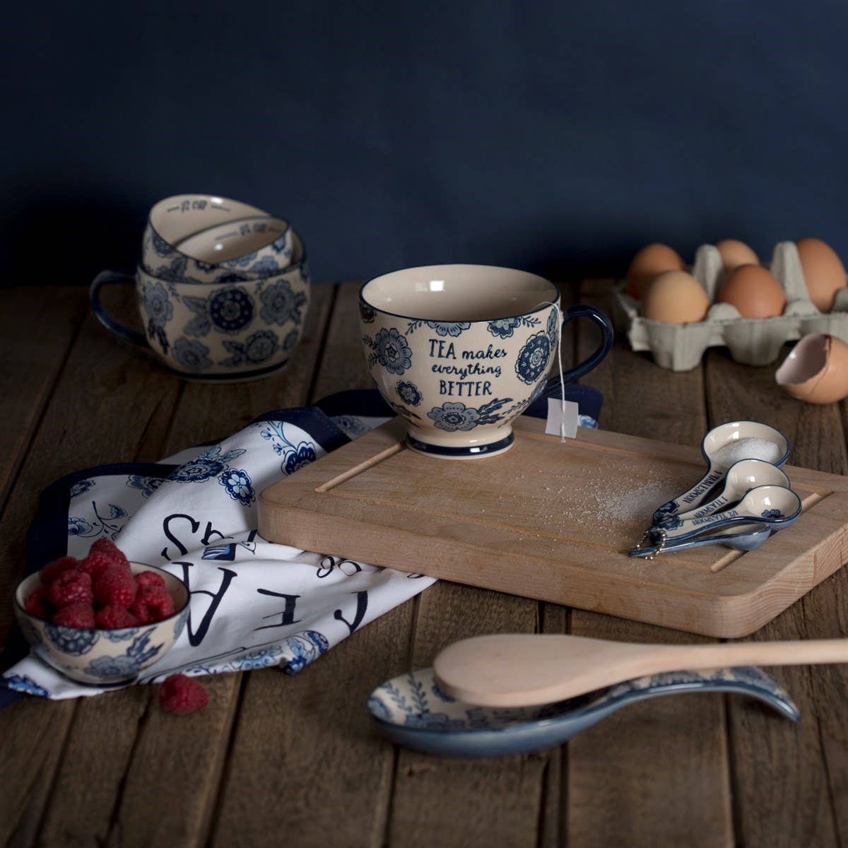 Sass & Belle Europe - Blue Willow Floral Mug