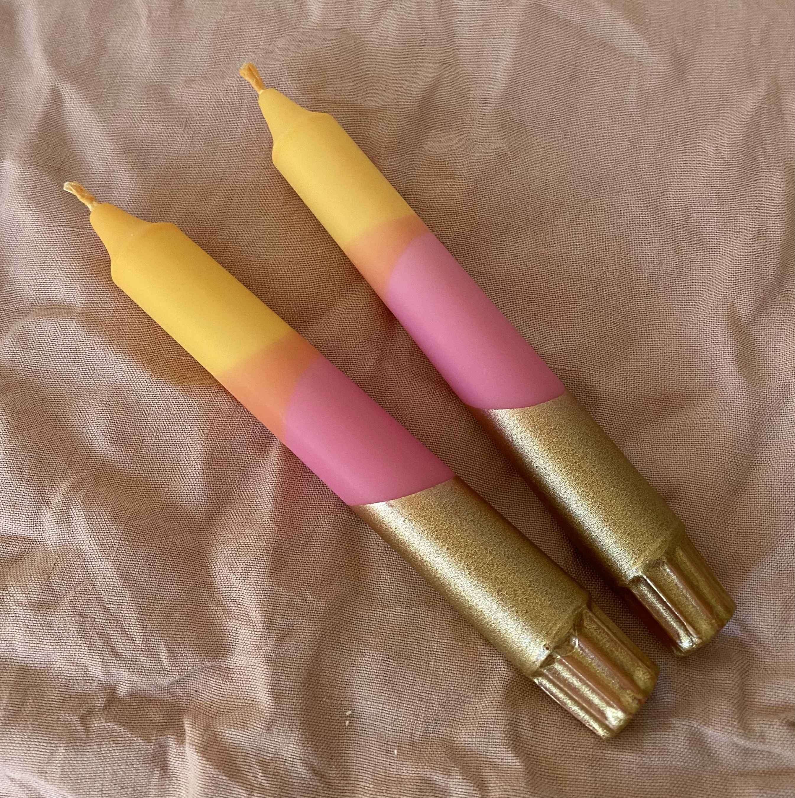 Florrie and Wren - Raspberry Lemonade Colourful Yellow Orange Pink Candle
