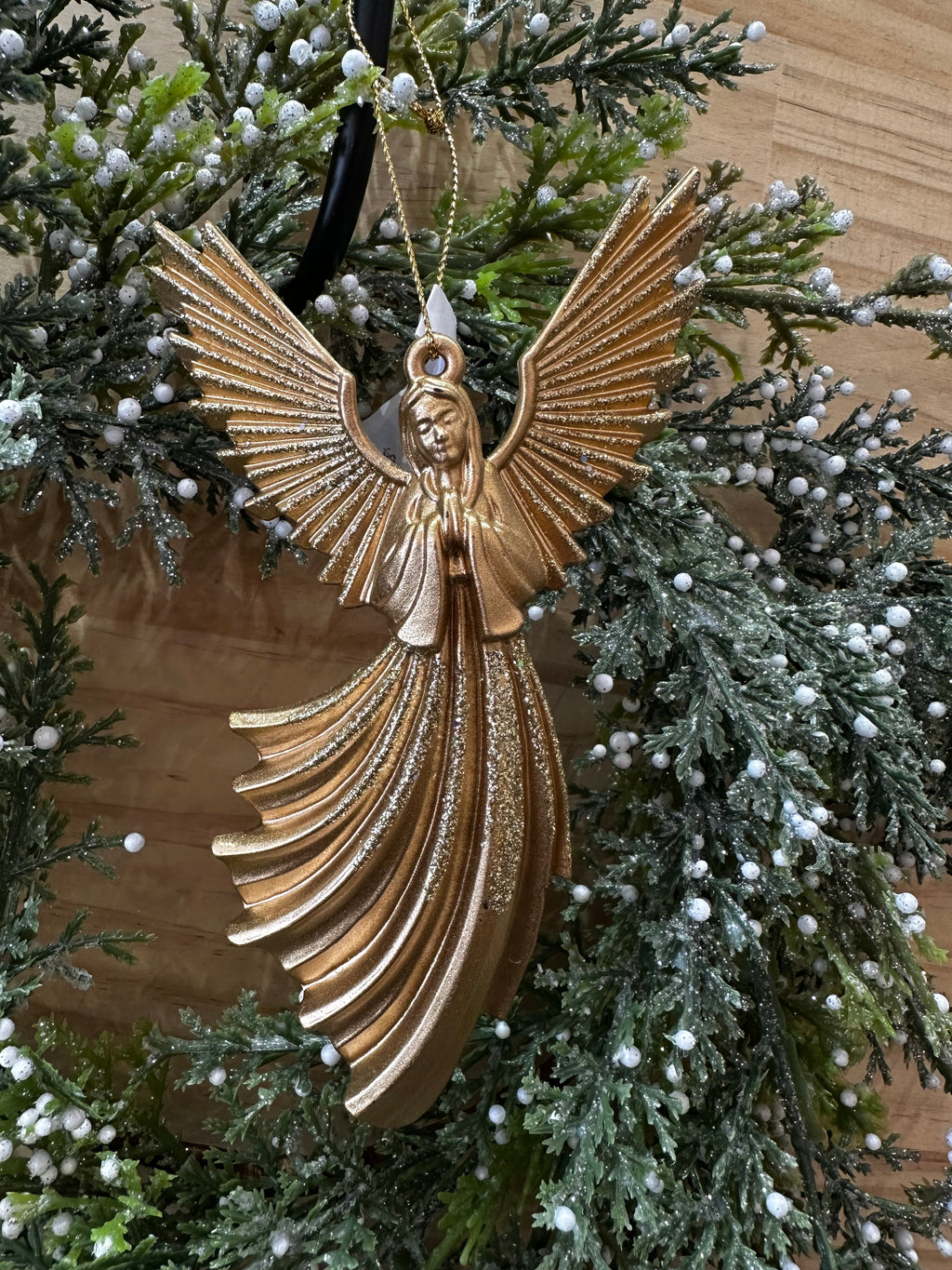 GOLDEN  HANGING ANGEL - 2024 - XM25 - 04