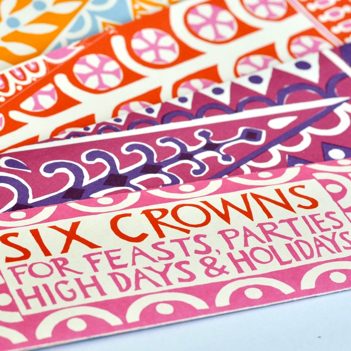 CROWNS - PACK OF SIX