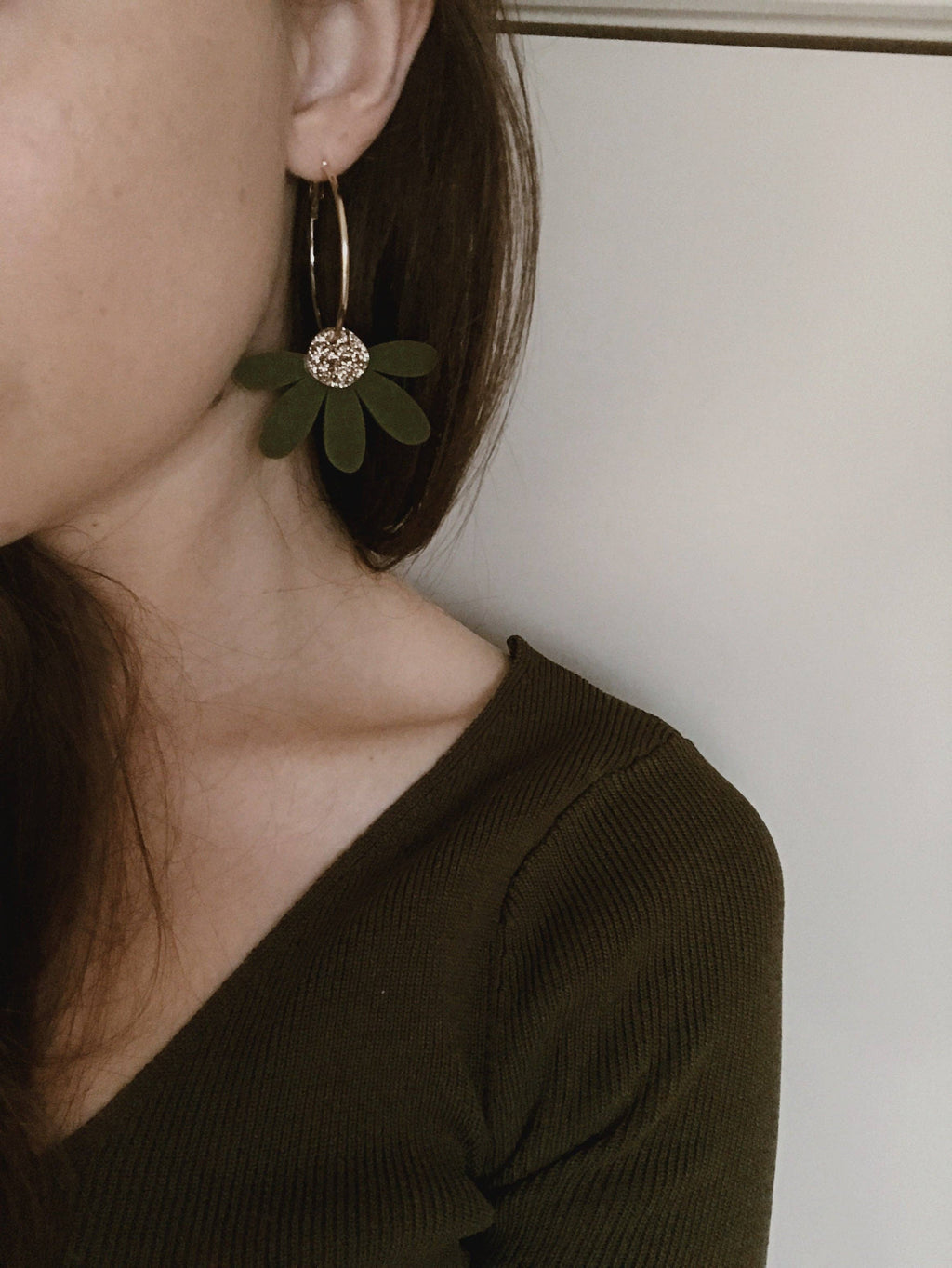 Foxie Collective - Jumbo Daisy Hoops | Olive + Gold Glitter