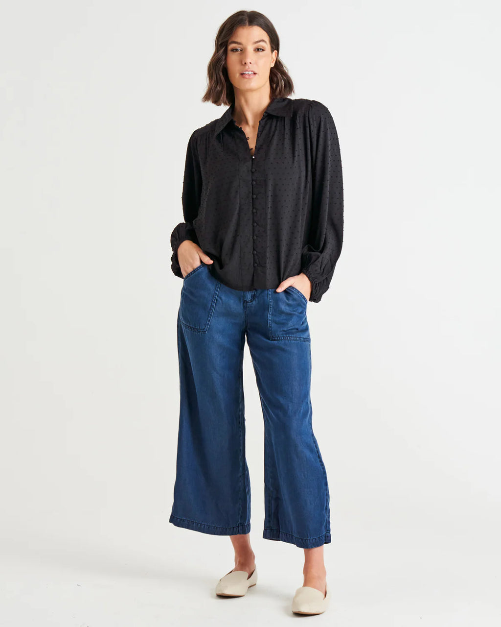 Sinead Cuff Sleeve Textured Shirt - Black - 0325-02