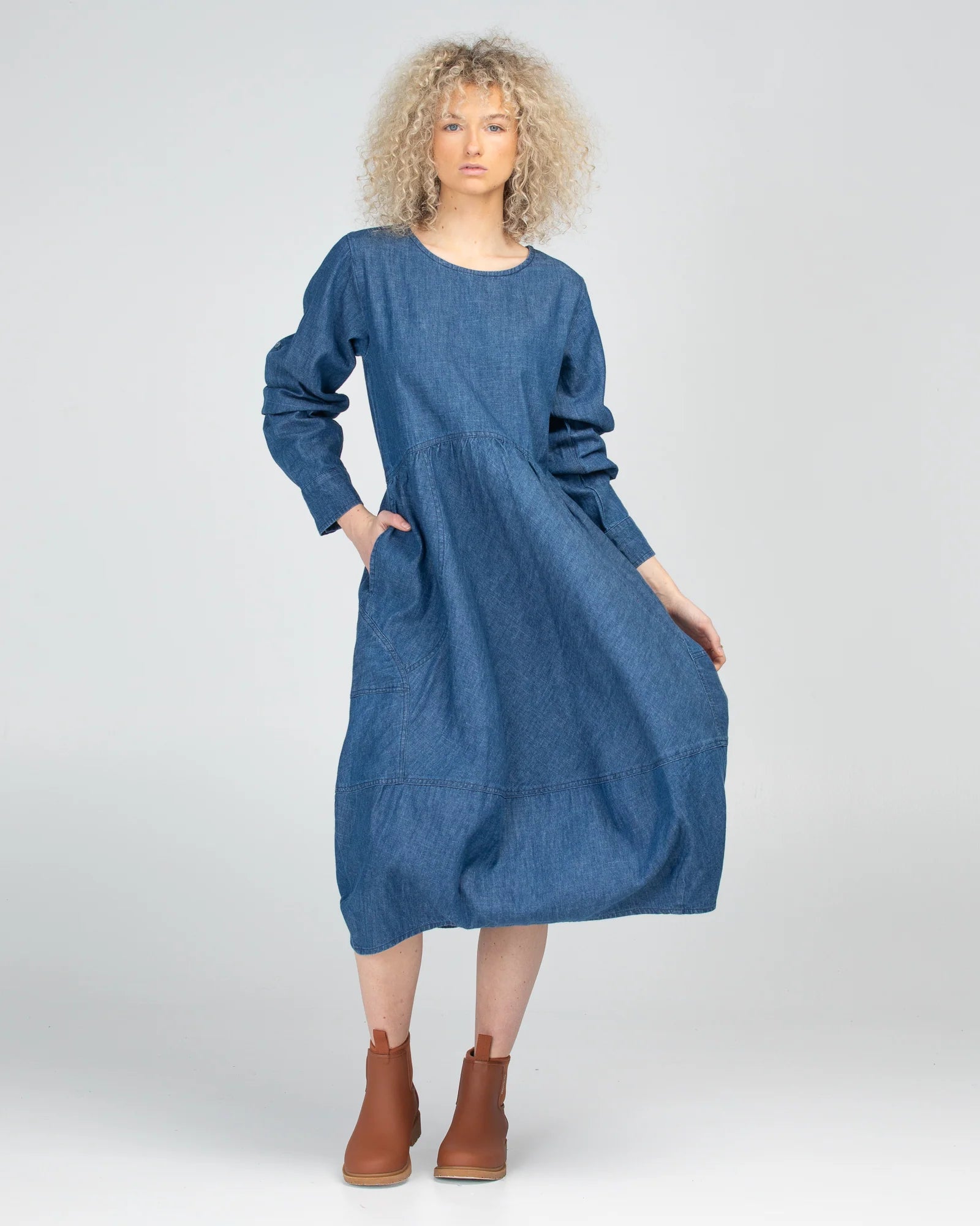 BOOM SHANKAR GURU DRESS - MID WASH DENIM