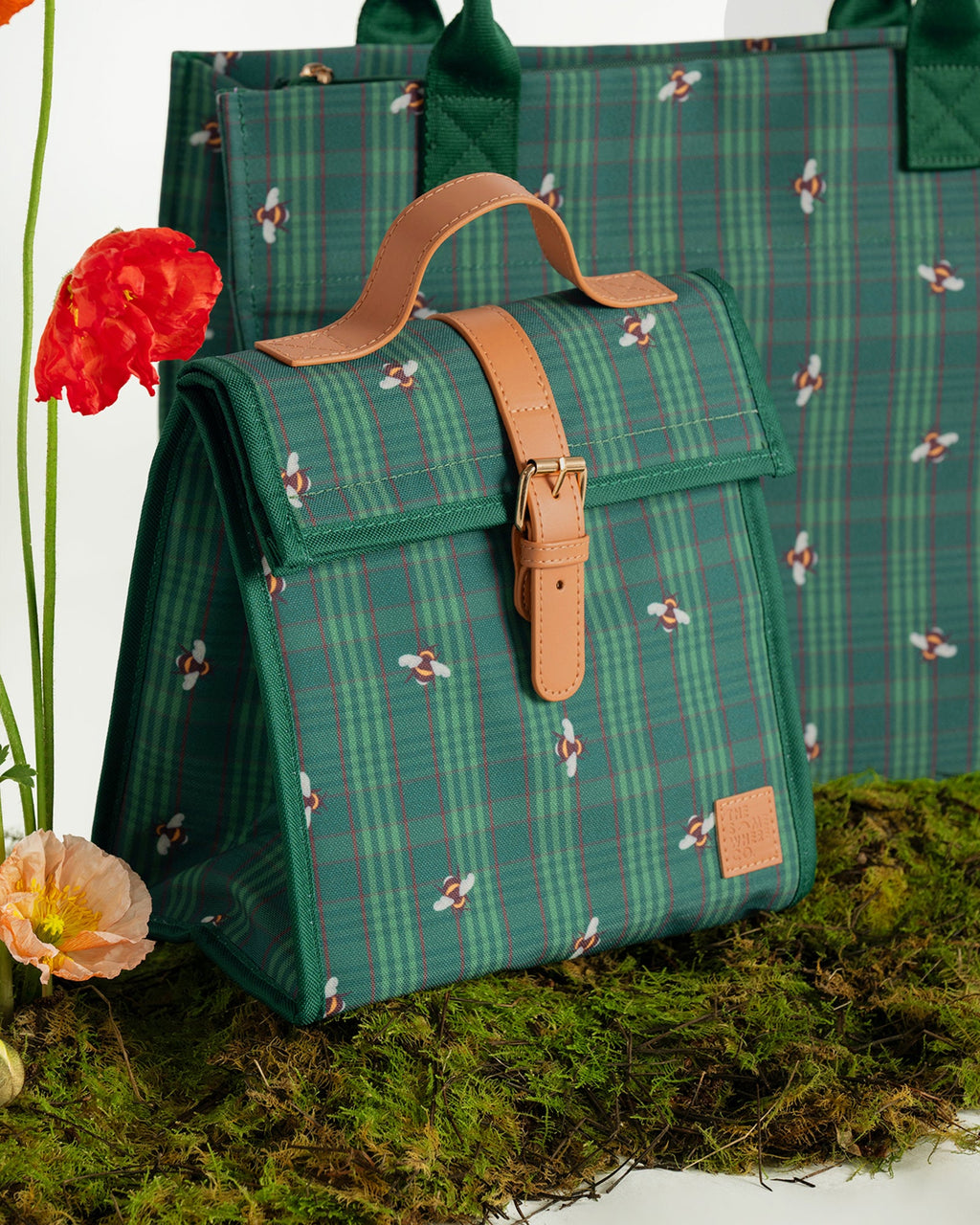 The Satchel Lunch Bag in Wildling print