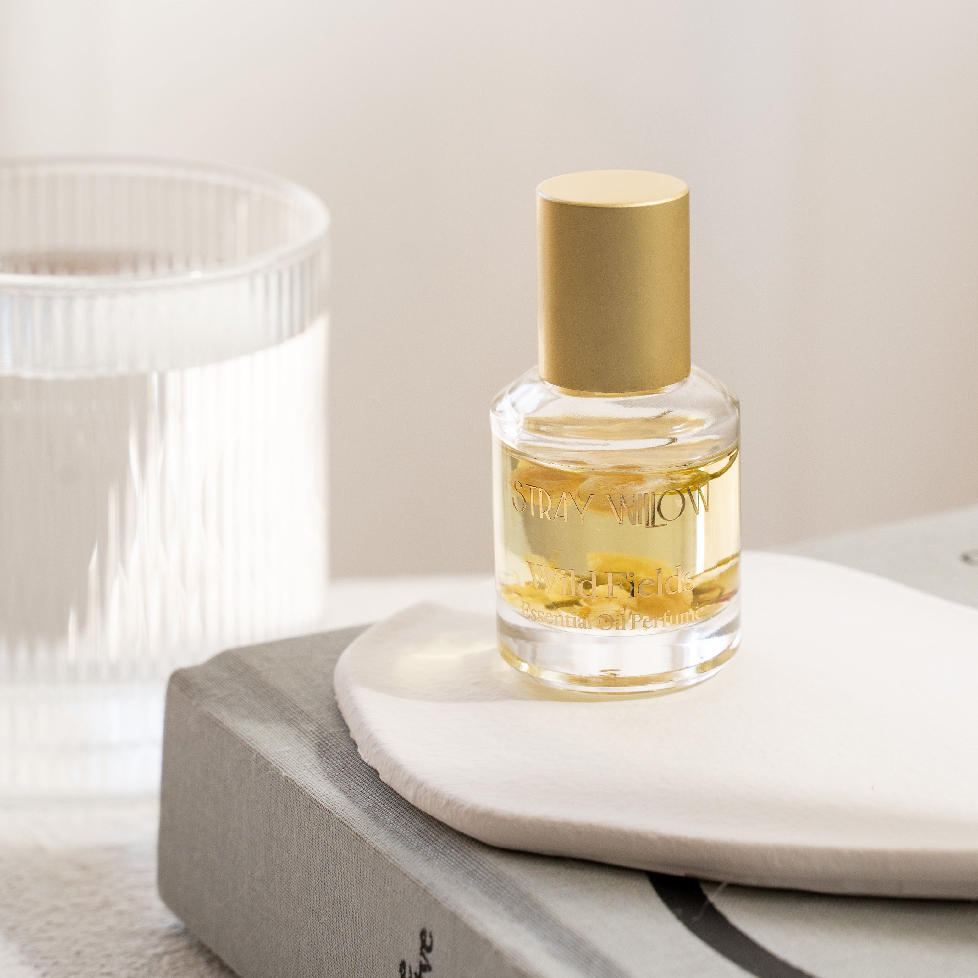 Essential Oil Perfume Roller - Wild Fields - (NEW)