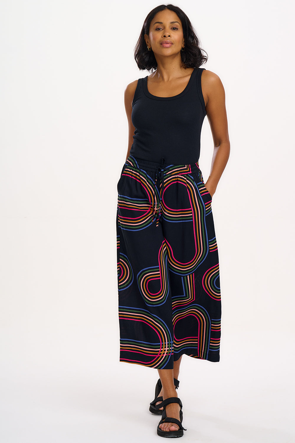 AMEERA CROPPED WIDE LEG TROUSERS - BLACK, RETRO