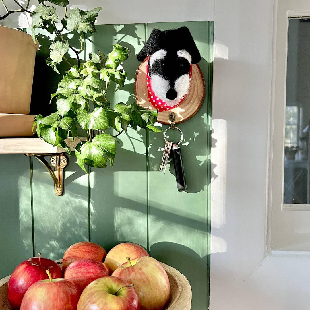 Home Dweller - Dog Wall Hook - Peanut