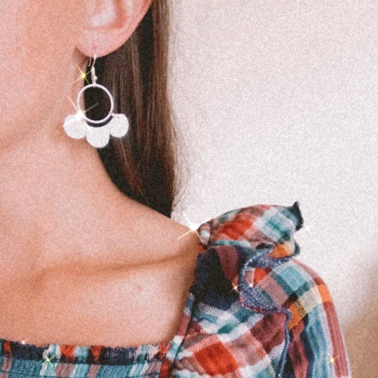 Foxie Collective - Elise Earrings | Silver