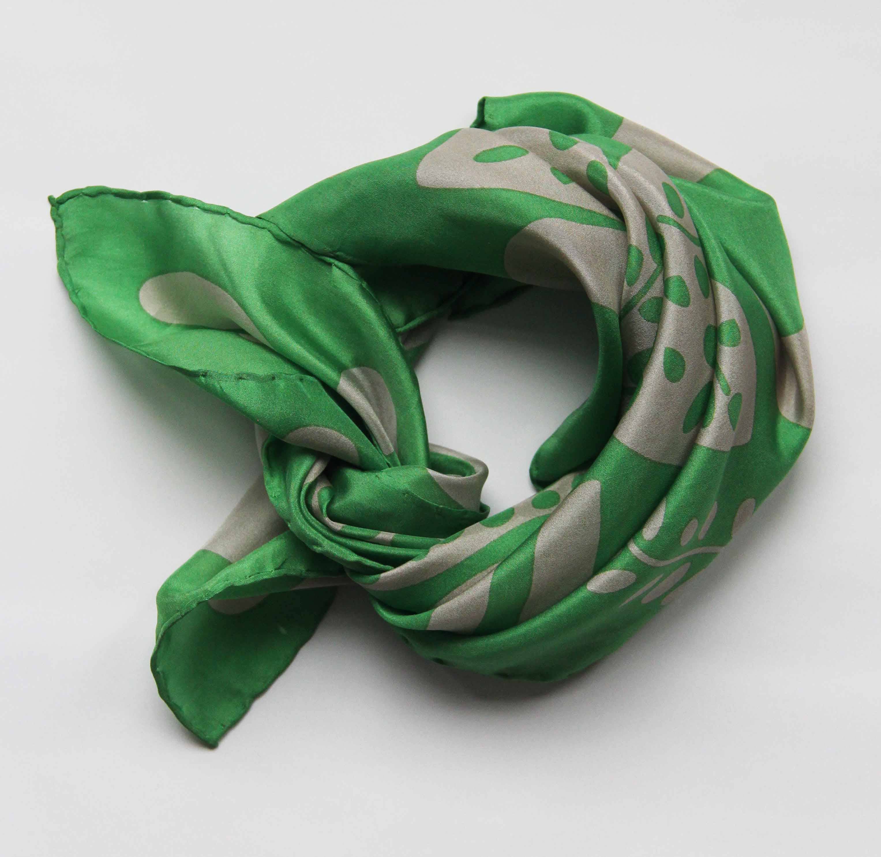 Les Belles Vagabondes - Peace and Love Vert Green Mini Scarf